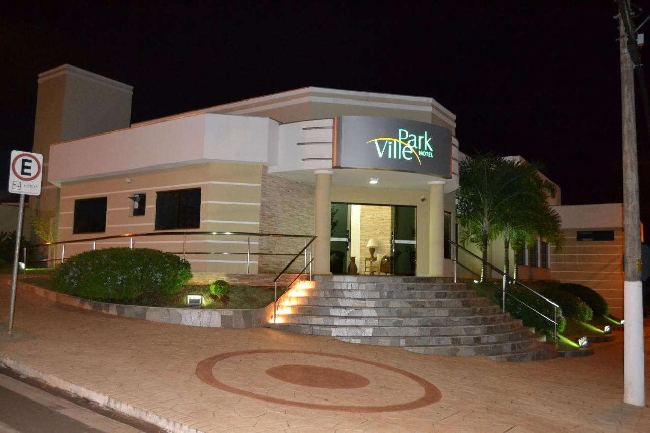 Ville Park Hotel Ourinhos Exterior foto